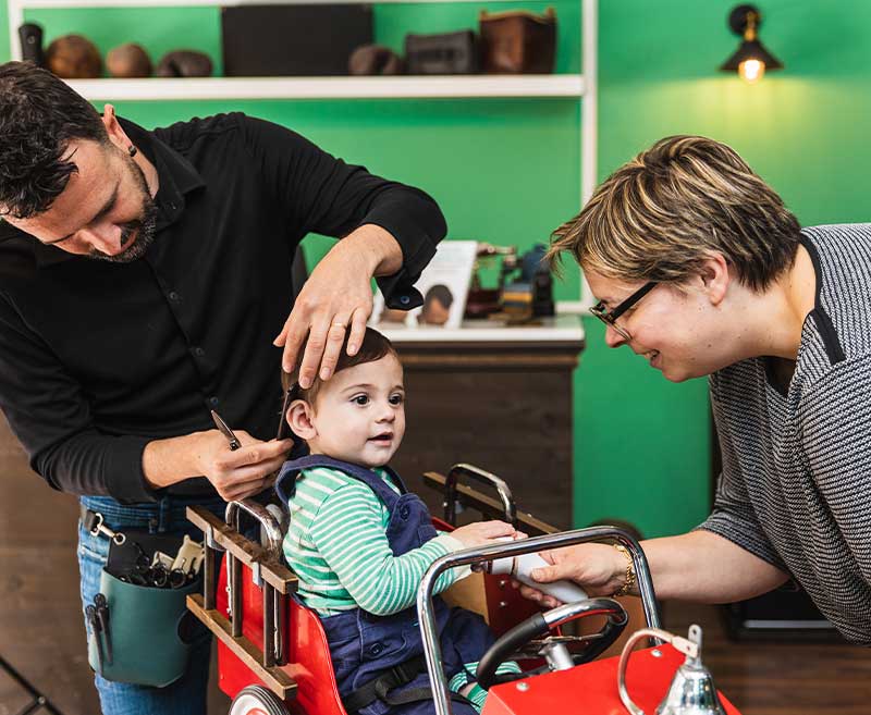 Gyermekfodrász szék